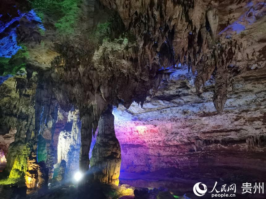 双河谷景区。人民网 陈晶晶摄