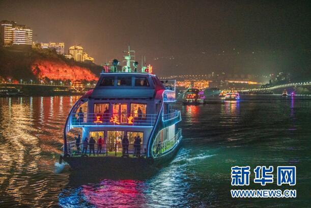 【城市远洋带图】重庆巫山：跟着《三峡之光》情境夜游开启“时空之旅”