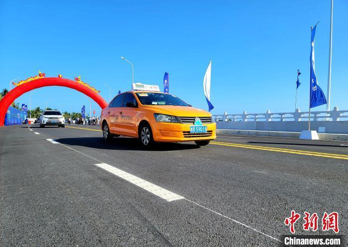 海南环岛旅游公路取得新进展：海棠湾、土福湾“双湾”联通