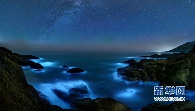 福建平潭：燦若星河 “藍(lán)眼淚”踏浪而來_fororder_1128555578_16498181677371n