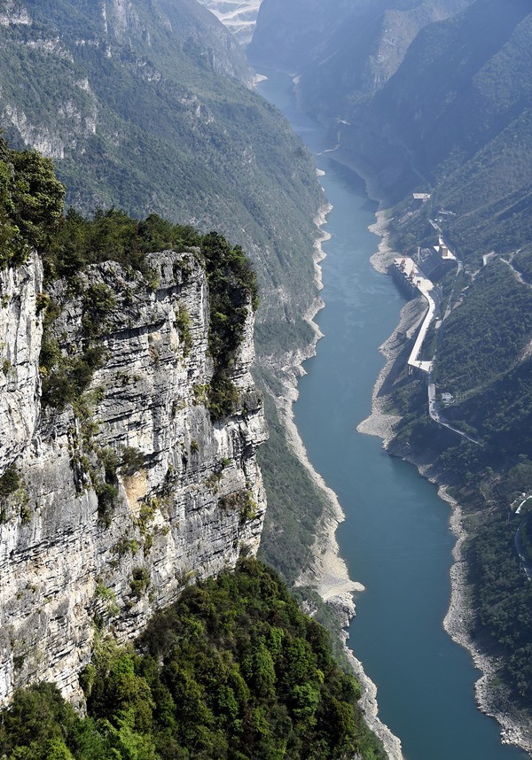 乌江画廊重庆涪陵段景观。黄河摄