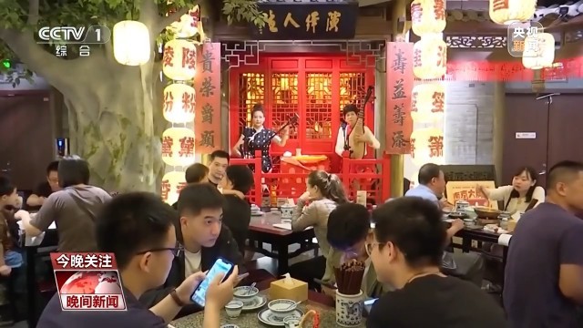 端午假日氛围感“拉满” 非遗技艺、民俗活动带热文旅产业