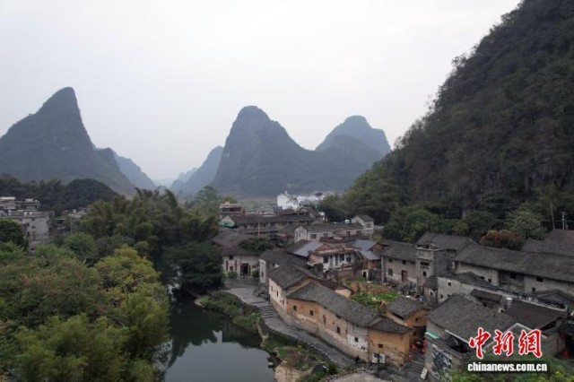 广西贺州黄姚古镇：青石板上的水墨诗篇