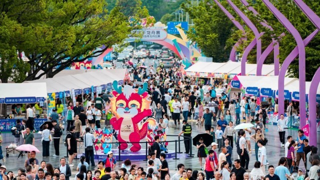 金鸡龙舟破浪出击2026苏州金鸡湖端午龙舟赛举行(图3)