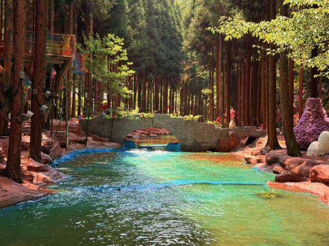 四面山景区内珍珠湖片区的仙雾秘境。重庆市四面山文旅有限责任公司供图