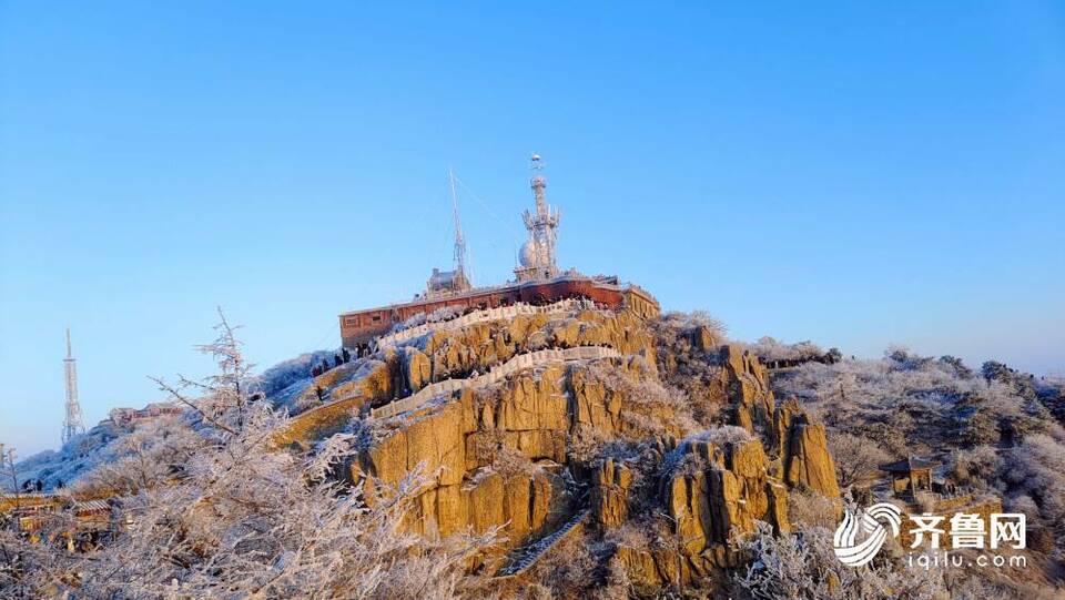 泰山云海、日出、雾凇美景齐现，惊艳你的朋友圈！